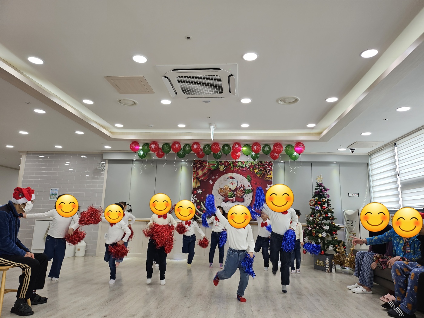 /user/b/bomsilvercare/editor/2312/22e6baed8e2b07432513fcb56b26a398_1703213747_7286.jpg 이미지크게보기