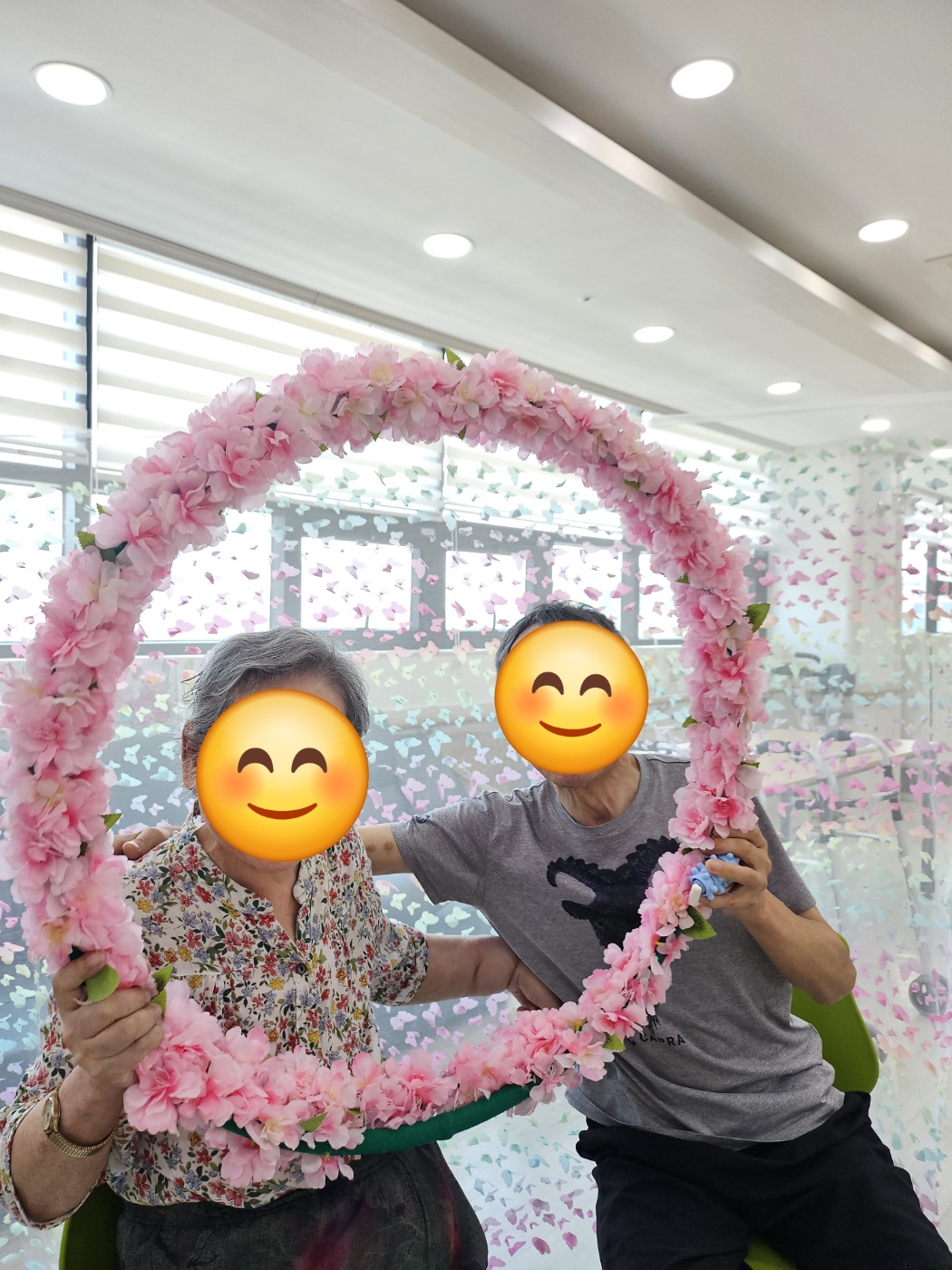 /user/b/bomsilvercare/editor/2407/e93738a748b722876da3aab7a484b4e9_1720057197_1261.jpg 이미지크게보기
